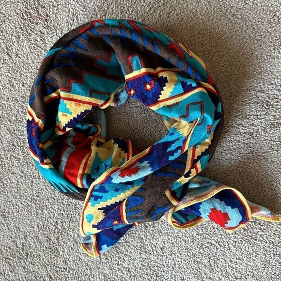 Aztec Bohemian Scarf Wrap! - Picture 9 of 9